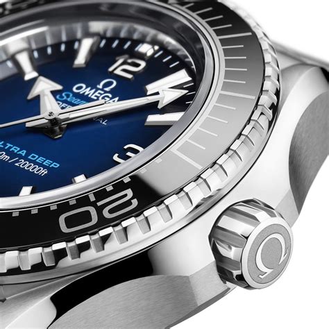 omega seamaster planet ocean 6000m 215.30.46.21.03.001